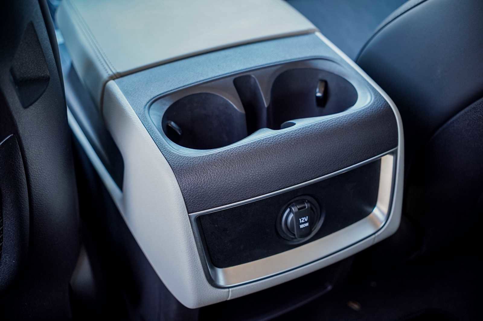 Certified 2024 Kia Carnival LX image 26