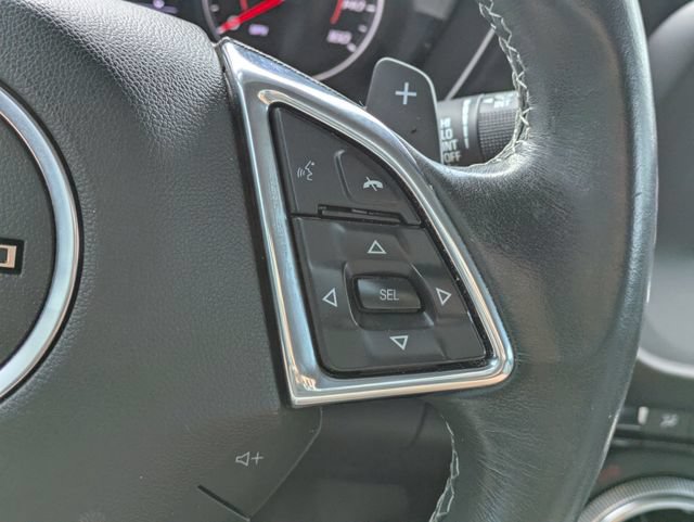 Used 2023 Chevrolet Camaro LT RWD image 15