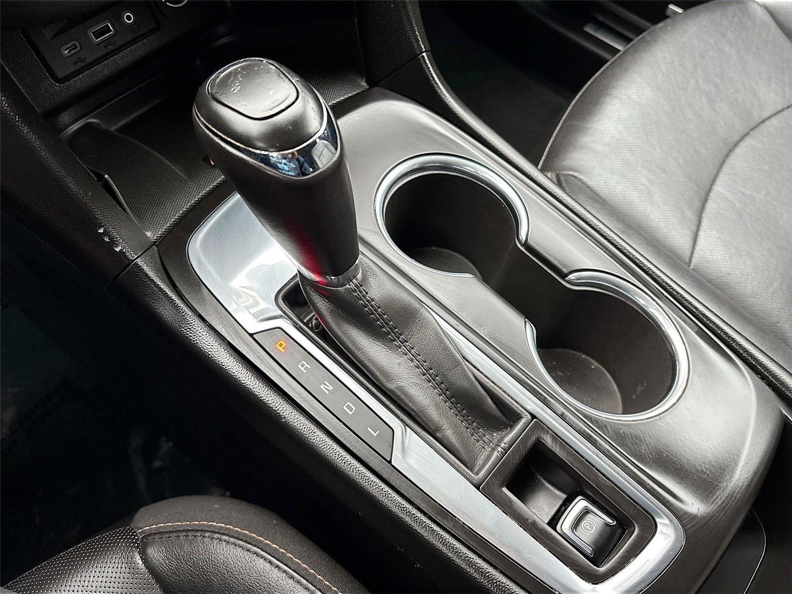 Used 2019 Chevrolet Equinox Premier FWD image 17