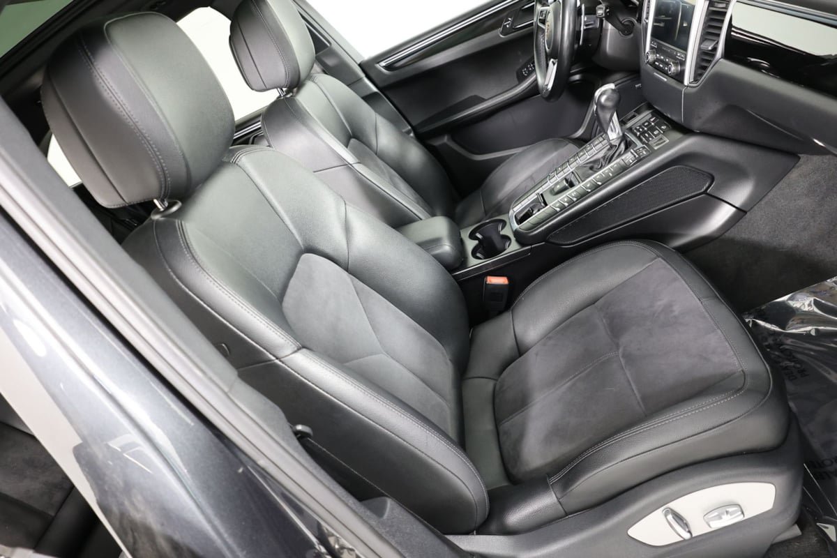 Used 2017 Porsche Macan S AWD/4WD image 41