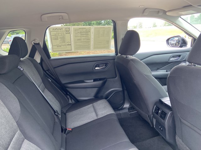 Used 2024 Nissan Rogue SV FWD image 21