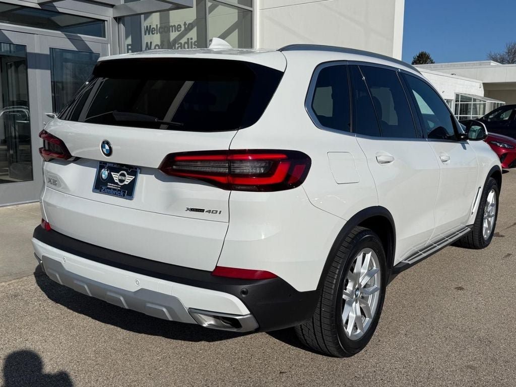 Used 2023 BMW X5 xDrive40i AWD/4WD image 3