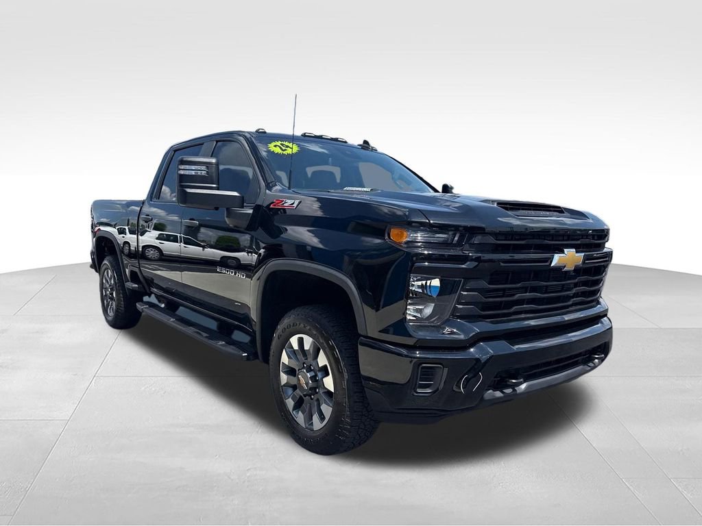Used 2024 Chevrolet Silverado 2500 Custom w/ Custom Value Package AWD/4WD image 8