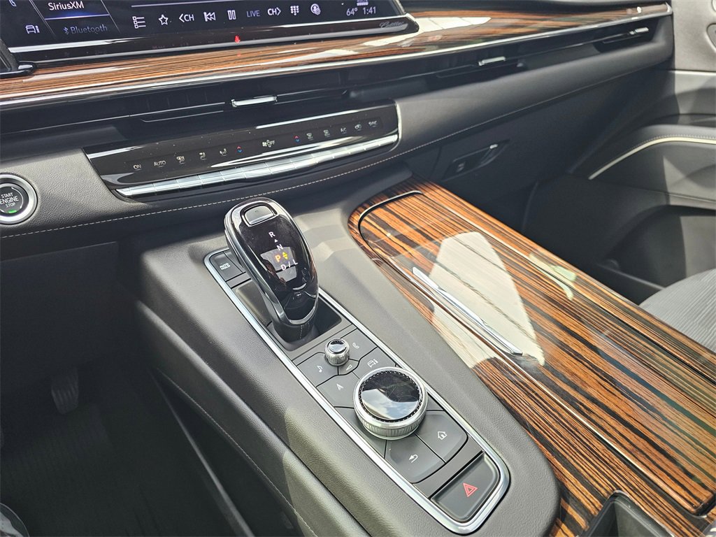 Used 2023 Cadillac Escalade Premium Luxury image 30