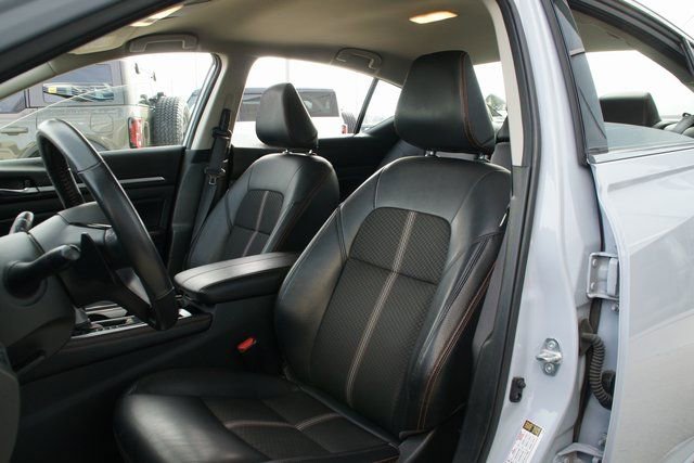 Used 2024 Nissan Altima 2.5 SR image 14