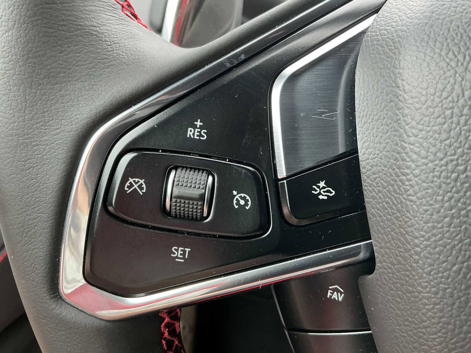 Used 2024 Chevrolet Corvette Stingray Coupe w/ 1LT image 9