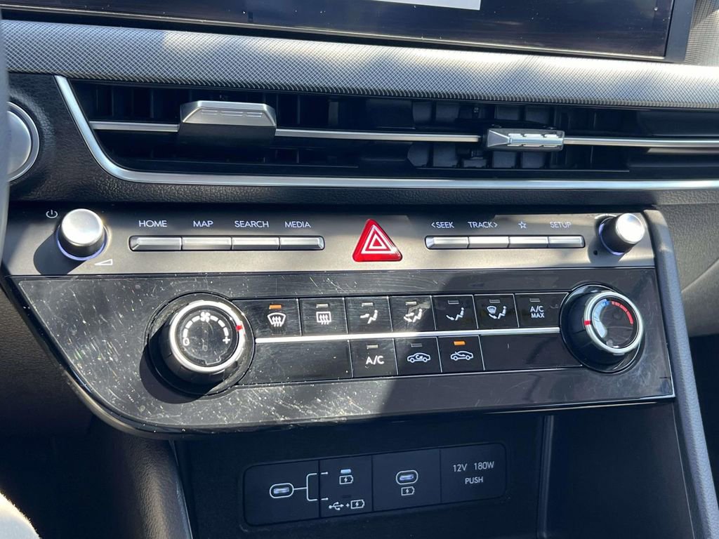 Certified 2025 Hyundai Sonata SE FWD image 29