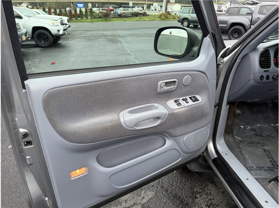 Used 2002 Toyota Tundra SR5 image 8