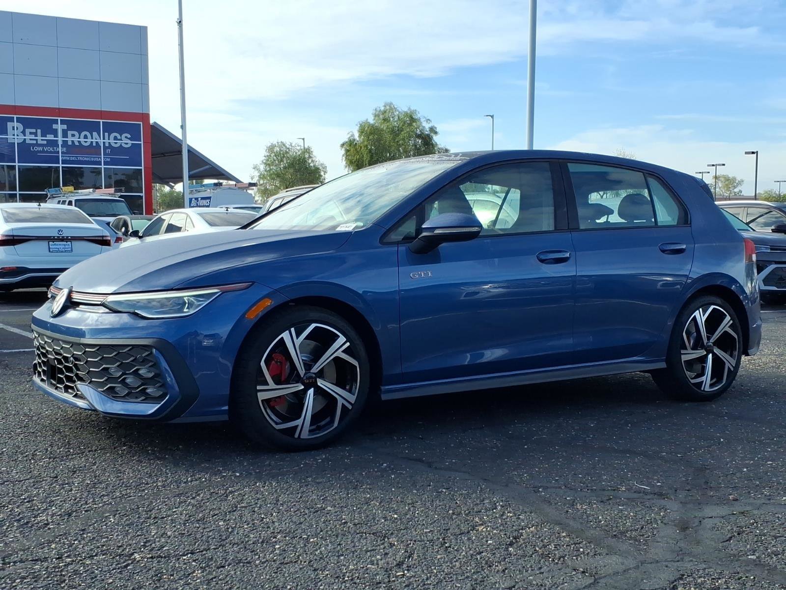 New 2026 Volkswagen GTI SE image 3