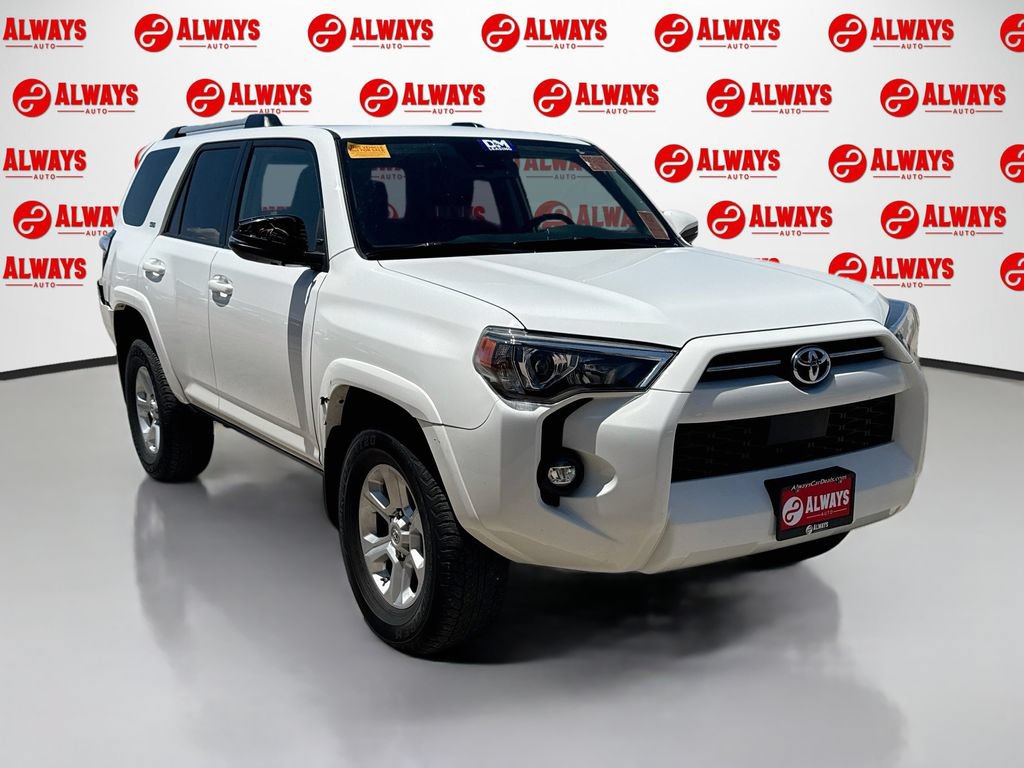 Used 2021 Toyota 4Runner SR5 Premium w/ Moonroof Package RWD image 3