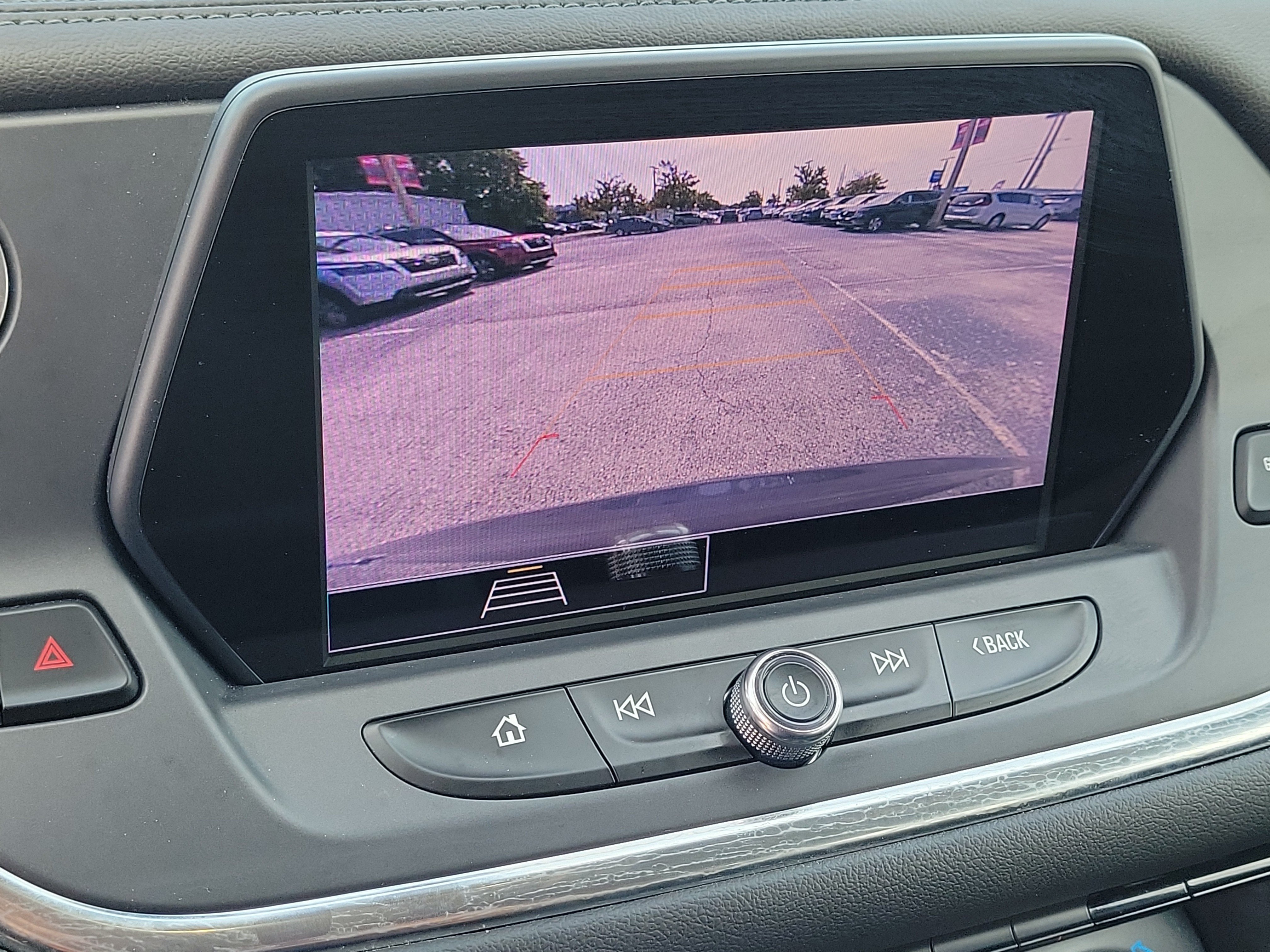 Used 2022 Chevrolet Blazer LT FWD image 21