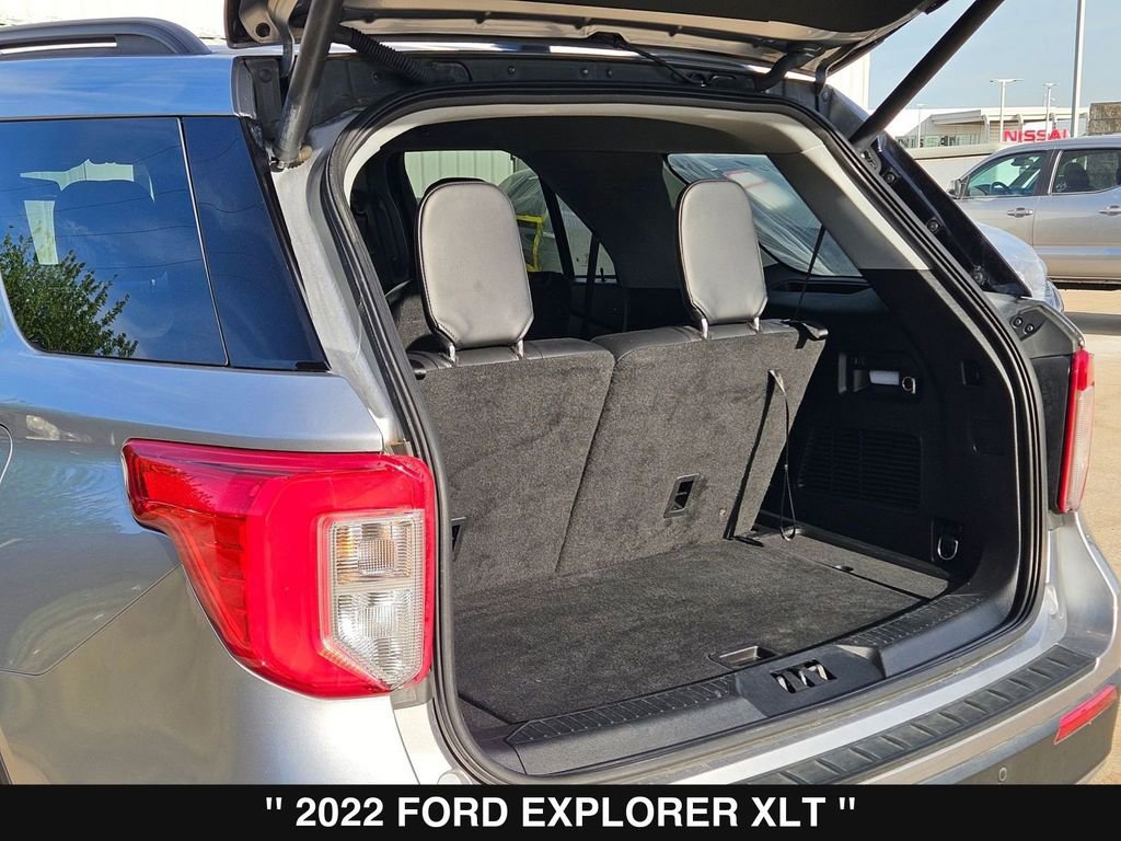 Used 2022 Ford Explorer XLT w/ Equipment Group 202A image 36