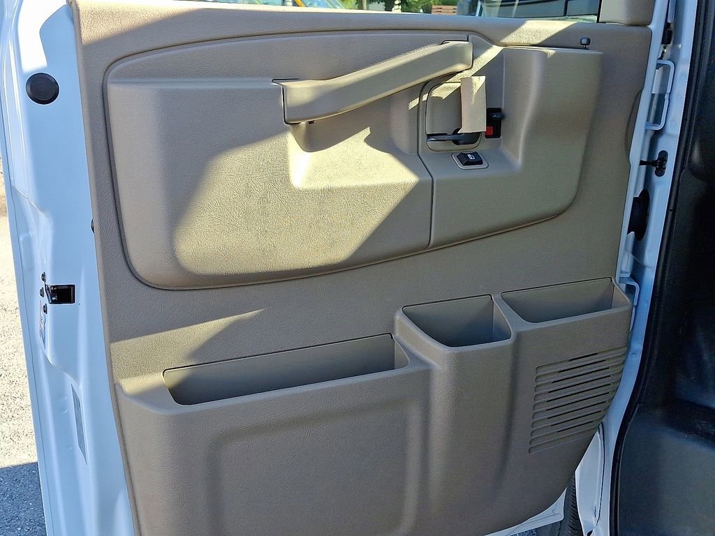 New 2025 Chevrolet Express 3500 WT Van w/ Driver Convenience Package image 11