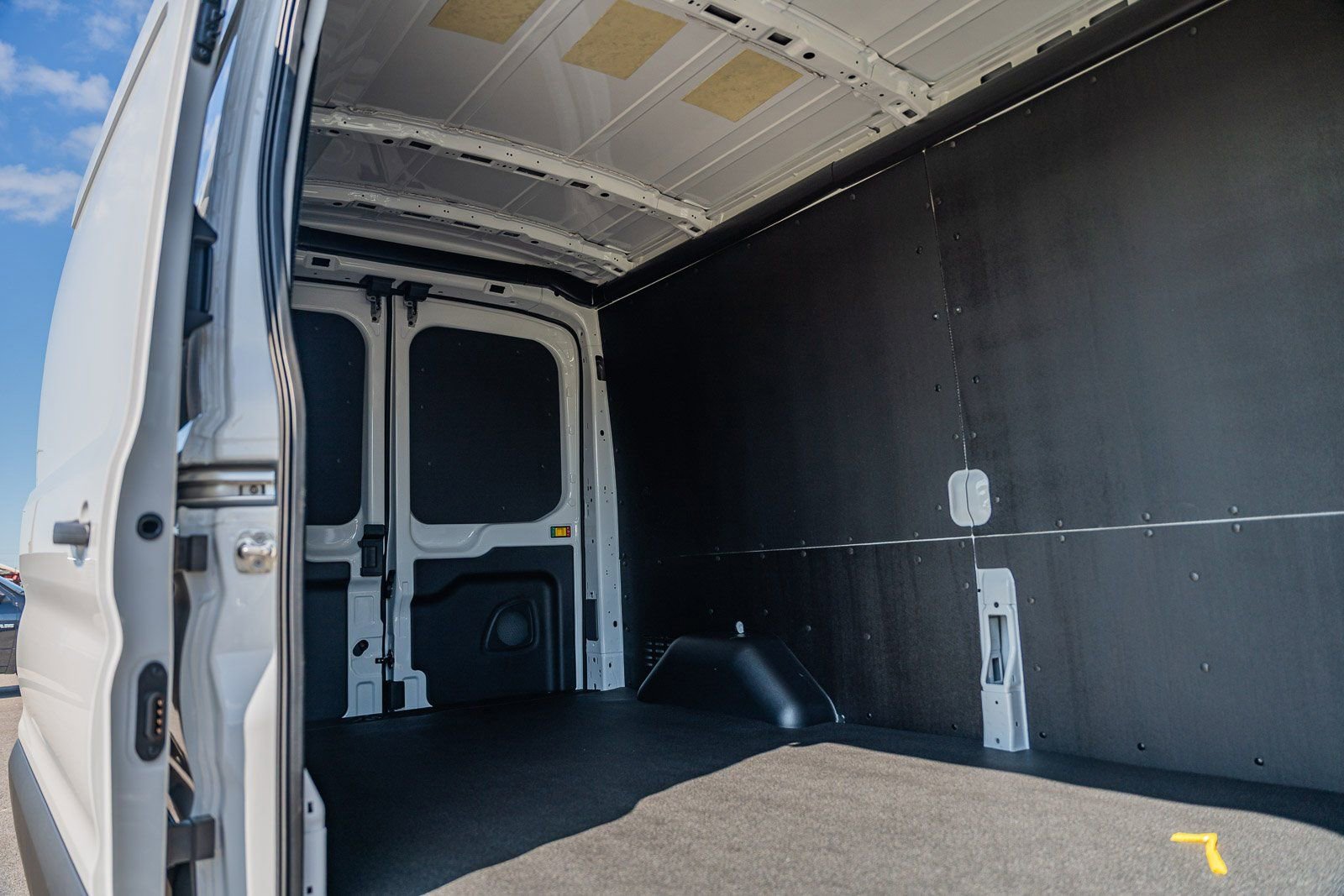 New 2026 Ford Transit 250 148 Medium Roof w/ Load Area Protection Package image 11