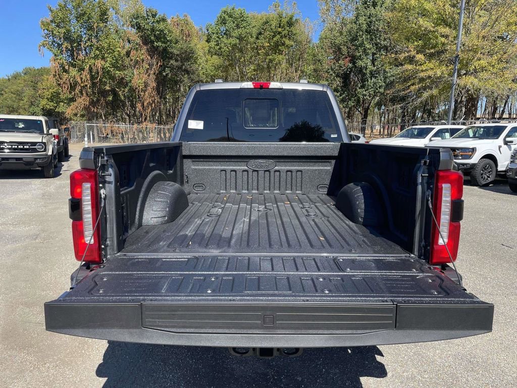 New 2026 Ford F350 Lariat w/ Black Appearance Package image 10