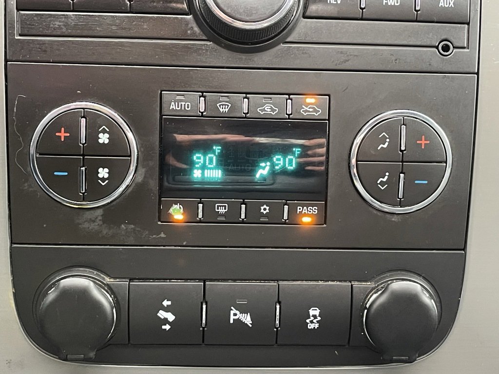 Certified 2013 Chevrolet Silverado 2500 LTZ w/ LTZ Plus Package image 38