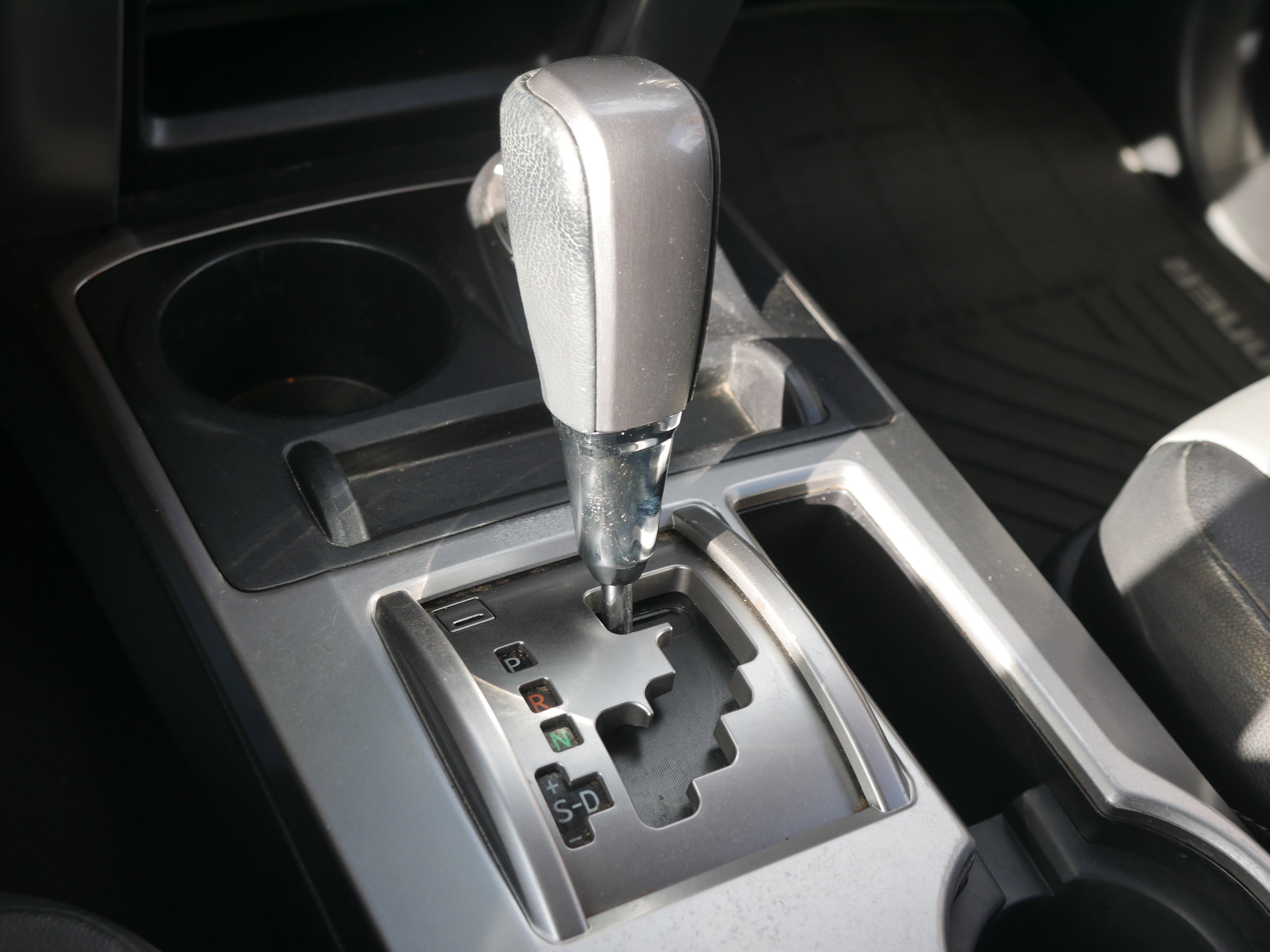 Used 2016 Toyota 4Runner SR5 Premium image 14