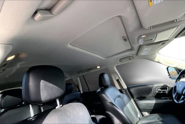 Used 2022 Nissan Armada SL image 20