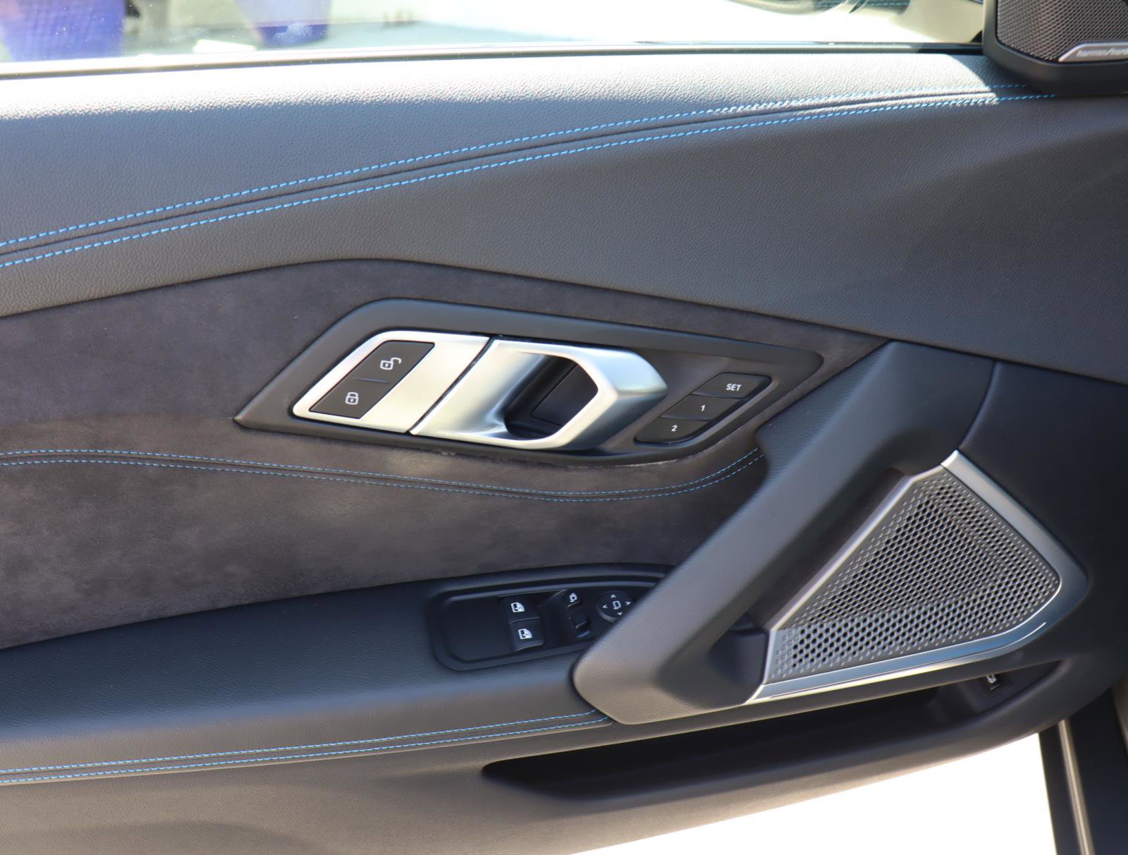 Certified 2022 BMW Z4 M40i w/ Premium Package image 12