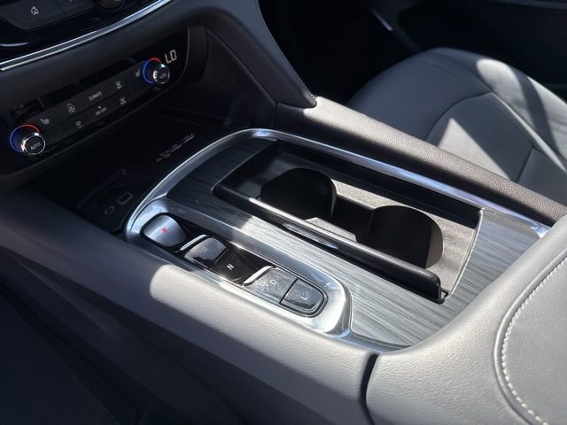 Used 2024 Buick Enclave Essence w/ Sport Touring Edition image 29