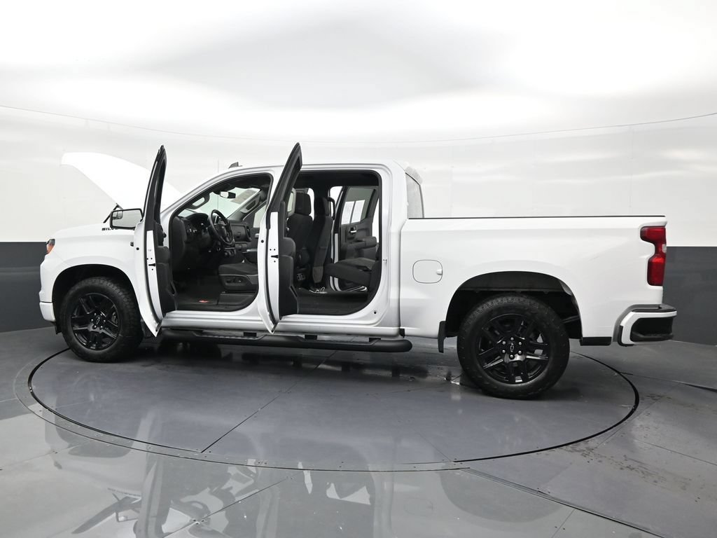 Used 2024 Chevrolet Silverado 1500 Custom w/ Turbomax Blackout Package RWD image 29