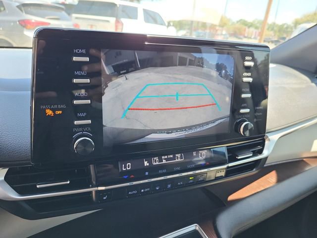 Used 2024 Toyota Sienna XLE image 23