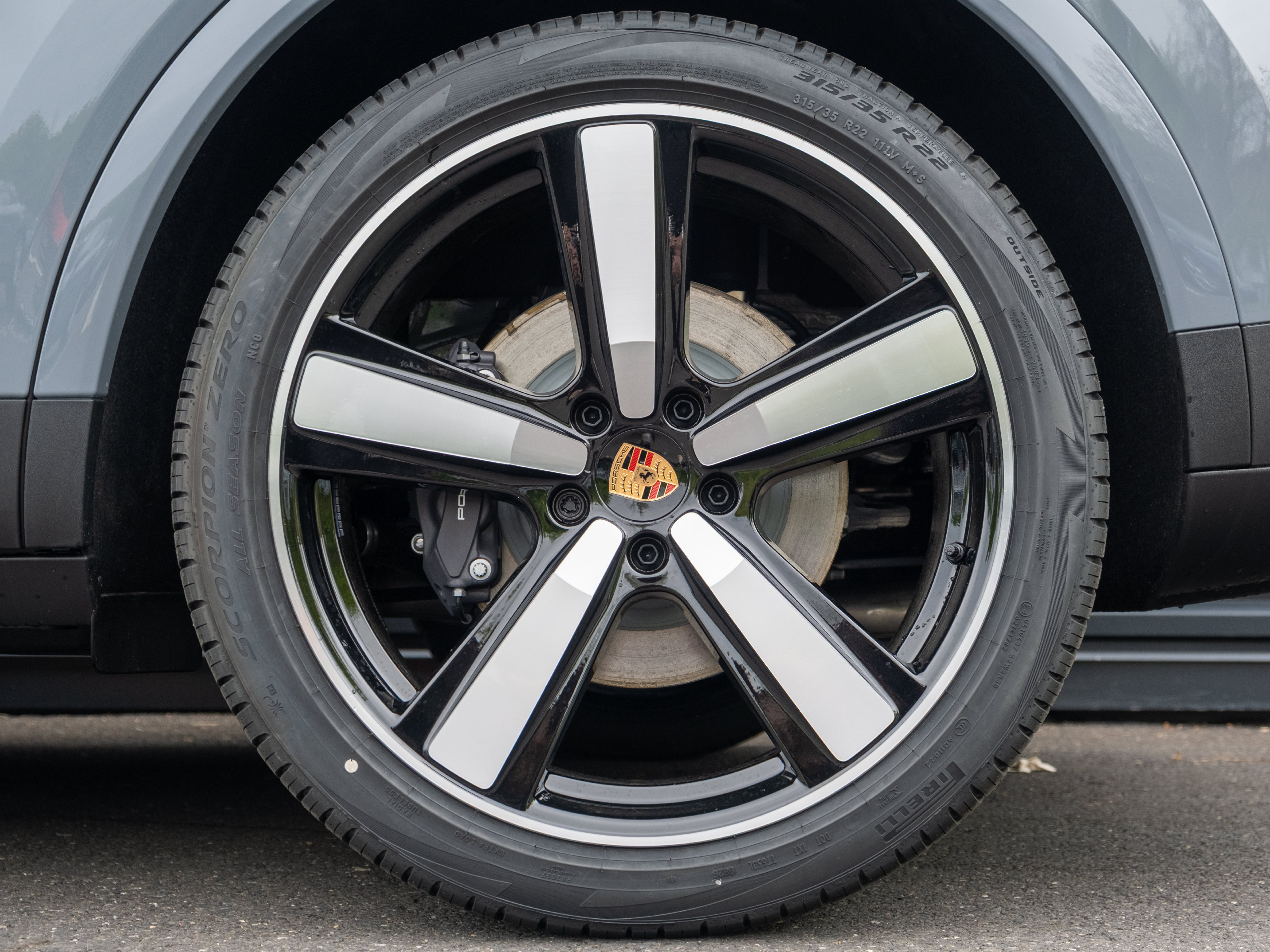 New 2026 Porsche Cayenne AWD/4WD image 13