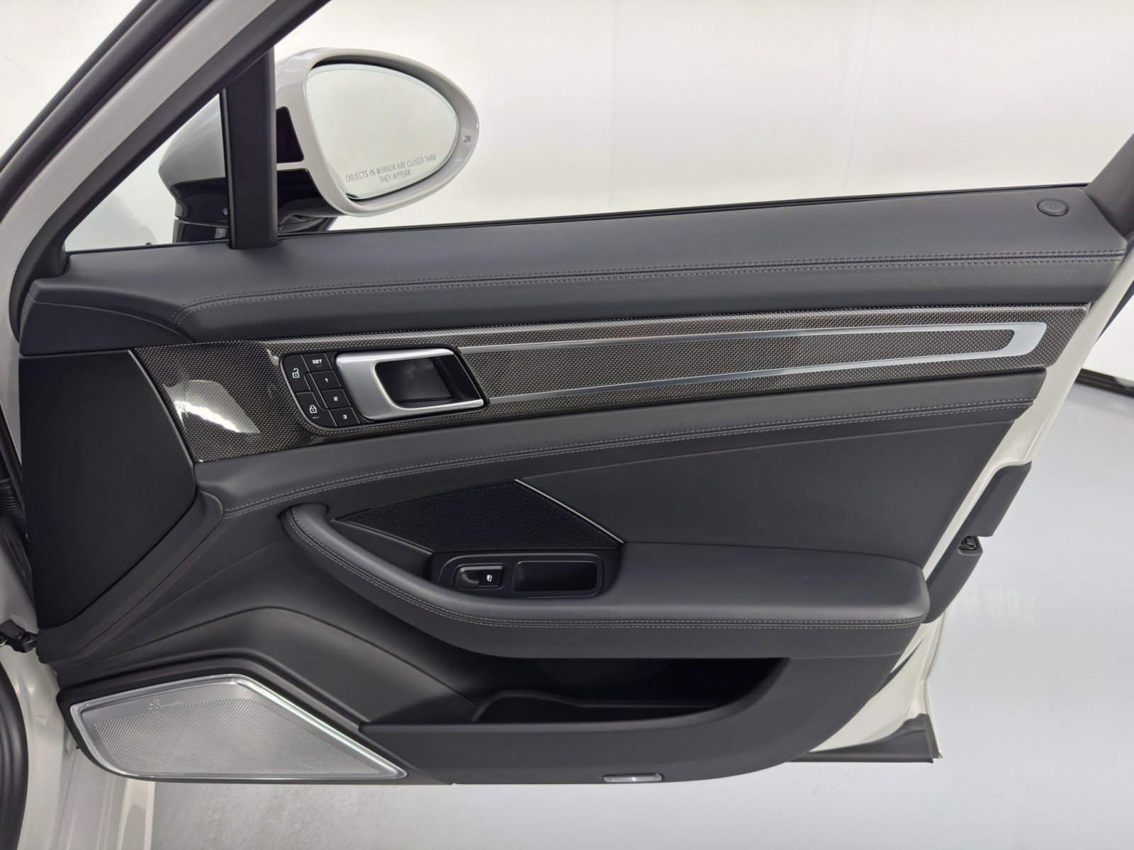 Used 2022 Porsche Panamera Turbo S w/ Premium Package image 50