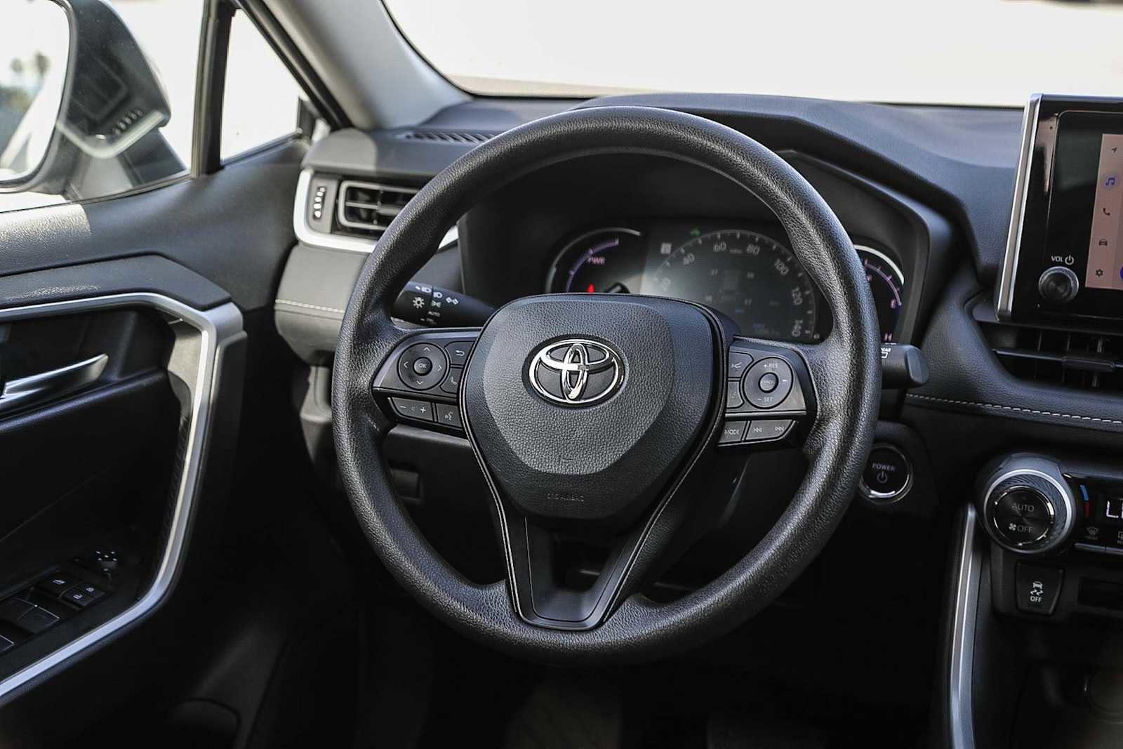 Certified 2025 Toyota RAV4 XLE image 16