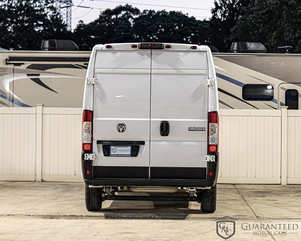 Used 2025 RAM ProMaster 2500 w/ Convenience Group FWD image 9