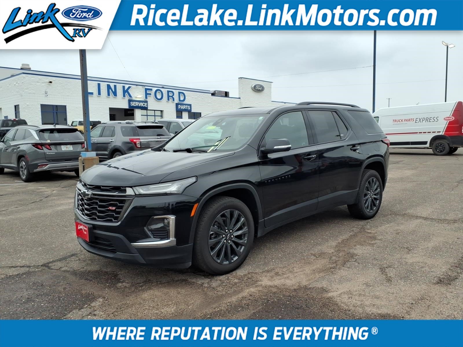 Used 2023 Chevrolet Traverse RS w/ LPO, Floor Liner Package AWD/4WD image 1