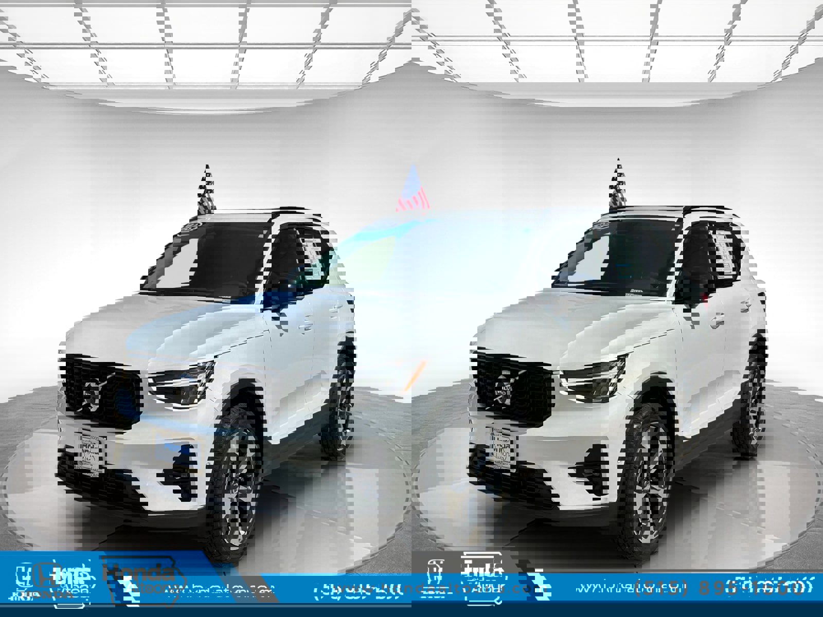 Used 2023 Volvo XC40 B4 Ultimate