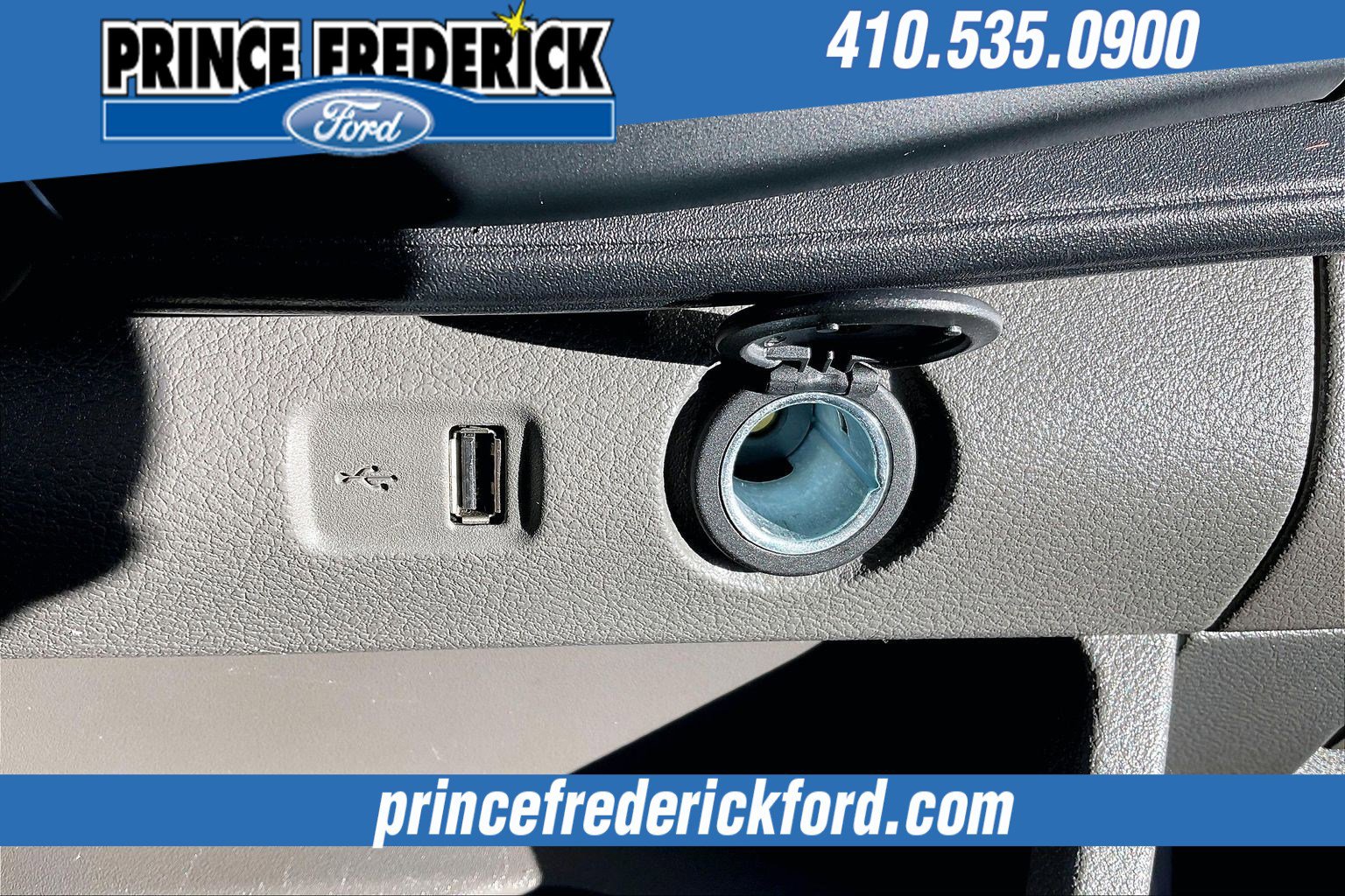 Used 2024 Ford Transit 250 Low Roof w/ Exterior Upgrade Package image 28