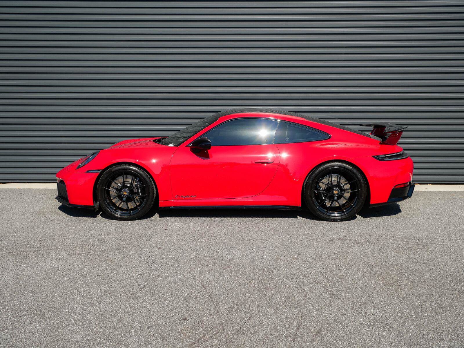 Used 2026 Porsche 911 Carrera GTS RWD image 2