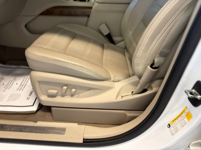 Used 2020 GMC Yukon Denali AWD/4WD image 15