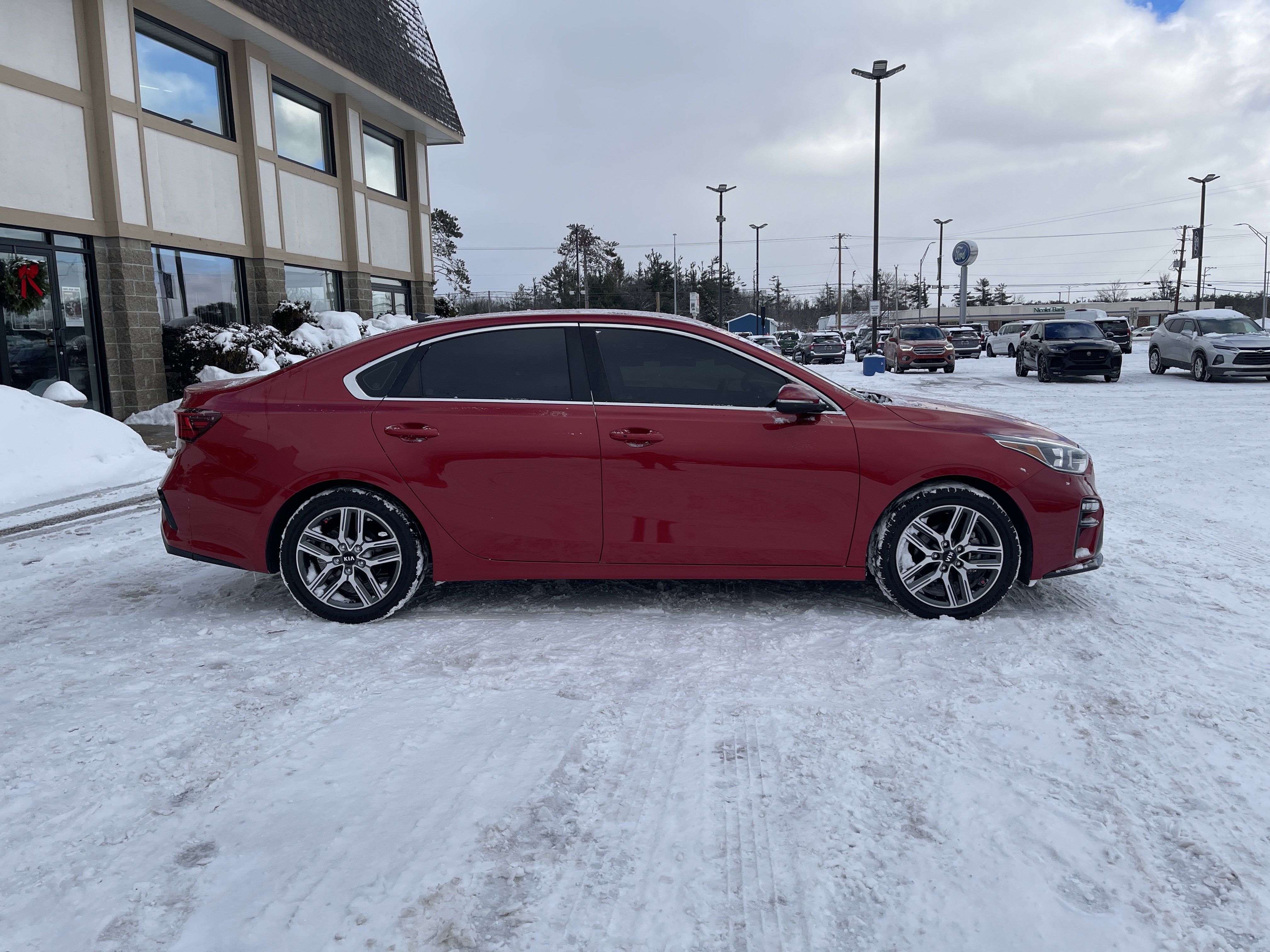 Used 2019 Kia Forte EX image 2