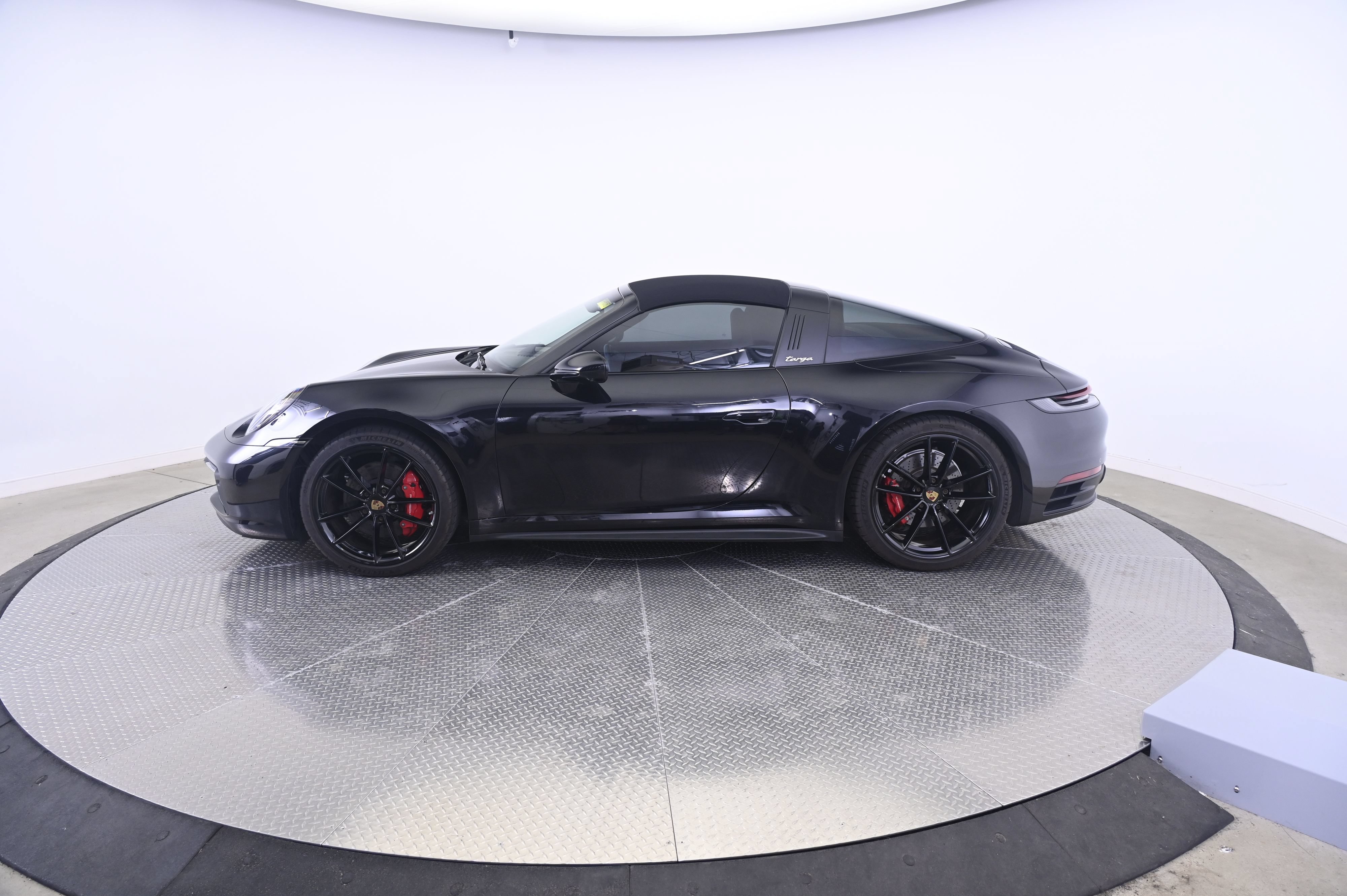 Certified 2024 Porsche 911 Targa 4S AWD/4WD image 12