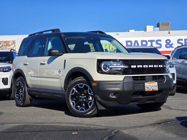 New 2025 Ford Bronco Sport Outer Banks image 1