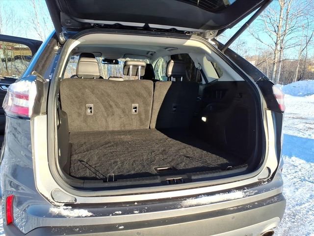 Used 2022 Ford Edge Titanium image 14