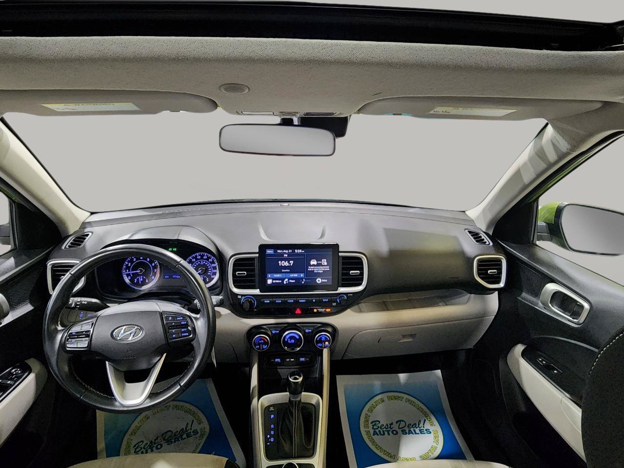 Used 2022 Hyundai Venue SEL FWD image 10