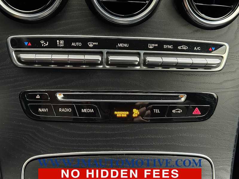 Used 2019 Mercedes-Benz GLC 300 4MATIC image 29