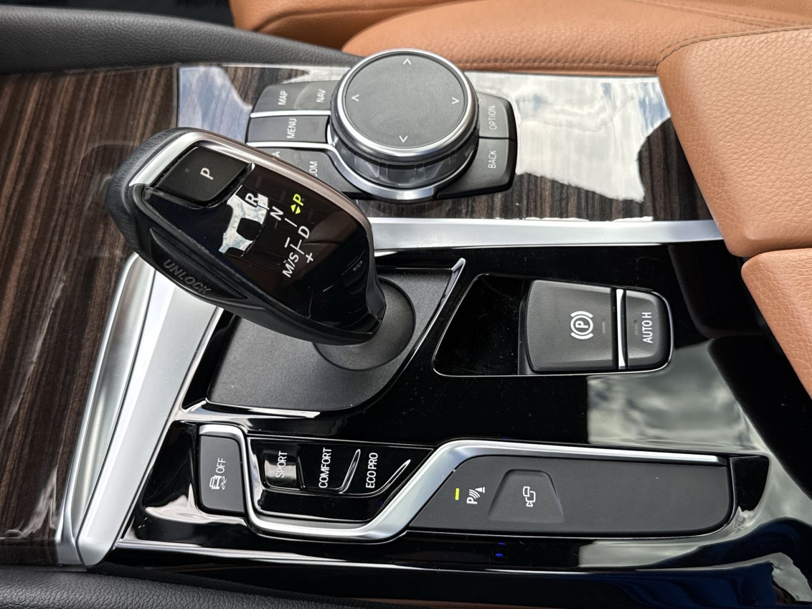 Used 2019 BMW 540i xDrive AWD/4WD image 22