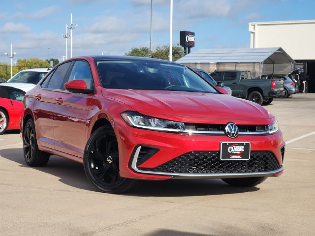 Used 2026 Volkswagen Jetta SE FWD image 2