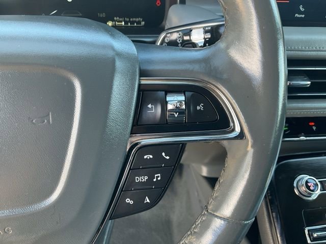 Used 2022 Lincoln Nautilus Reserve w/ Equipment Group 202A image 11