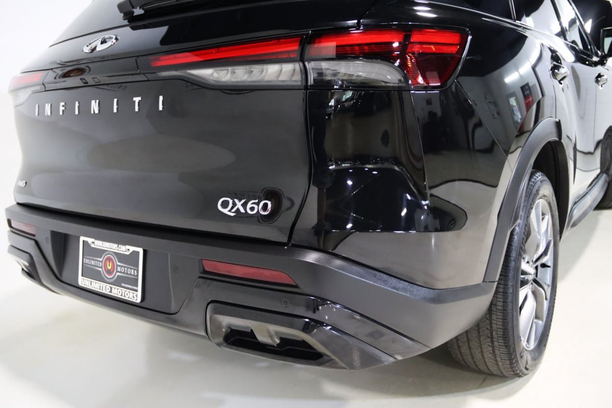Used 2024 INFINITI QX60 Luxe AWD/4WD image 8