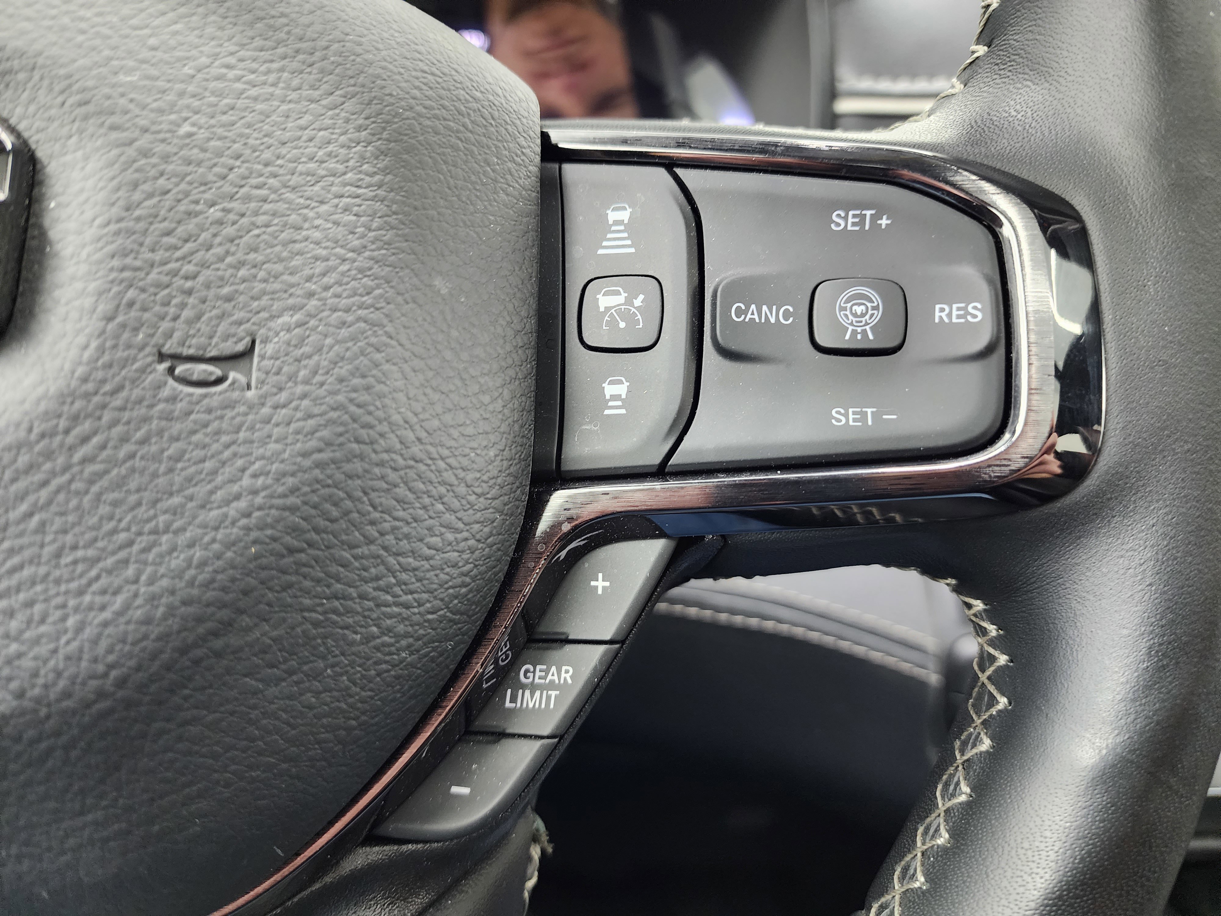 Used 2025 RAM 1500 Limited AWD/4WD image 18