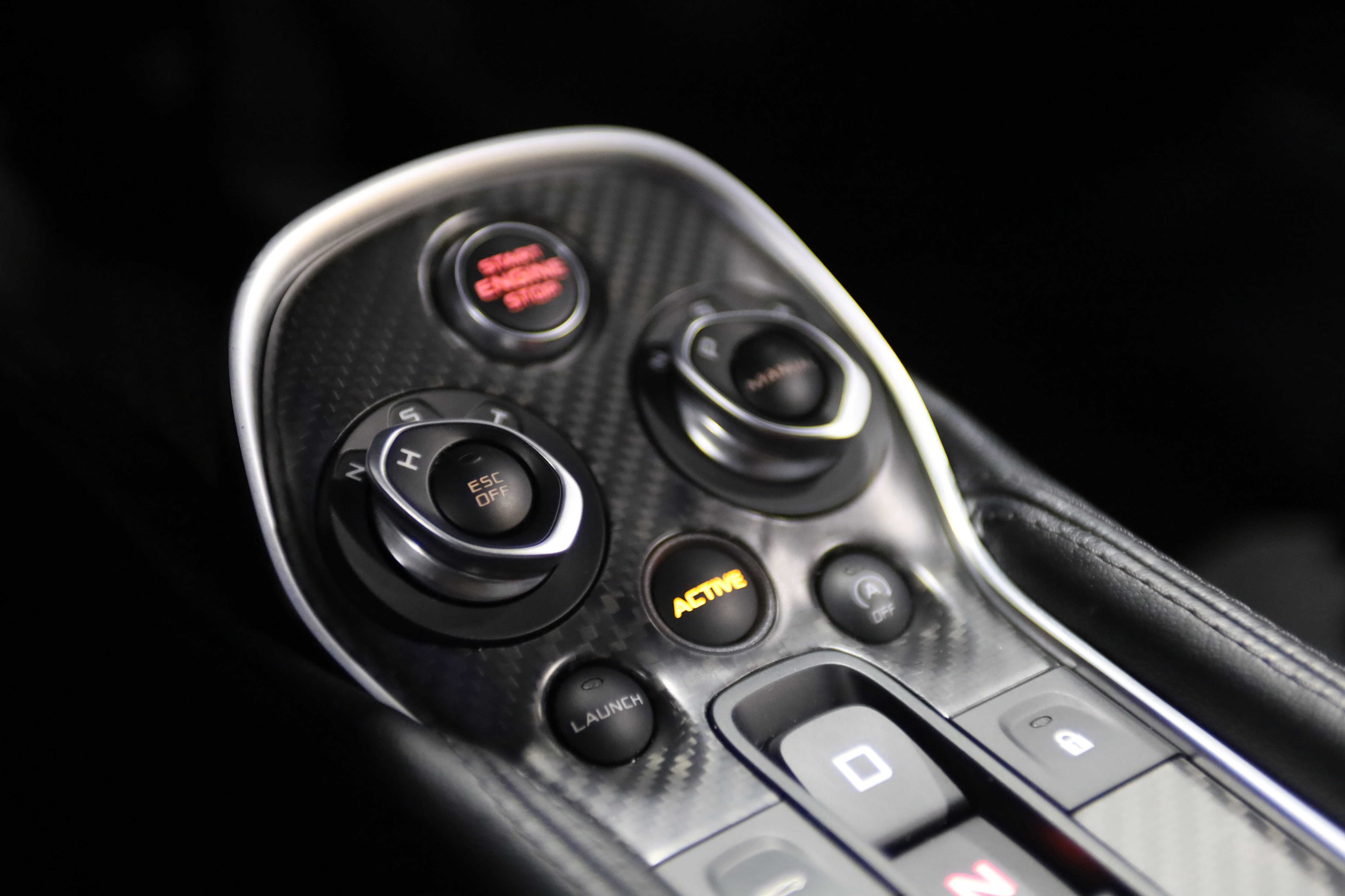 Used 2018 McLaren 570S Coupe image 30