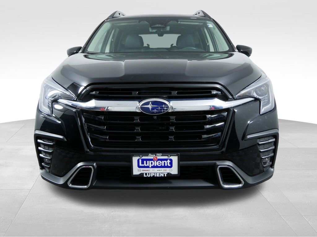 Used 2024 Subaru Ascent Touring image 3