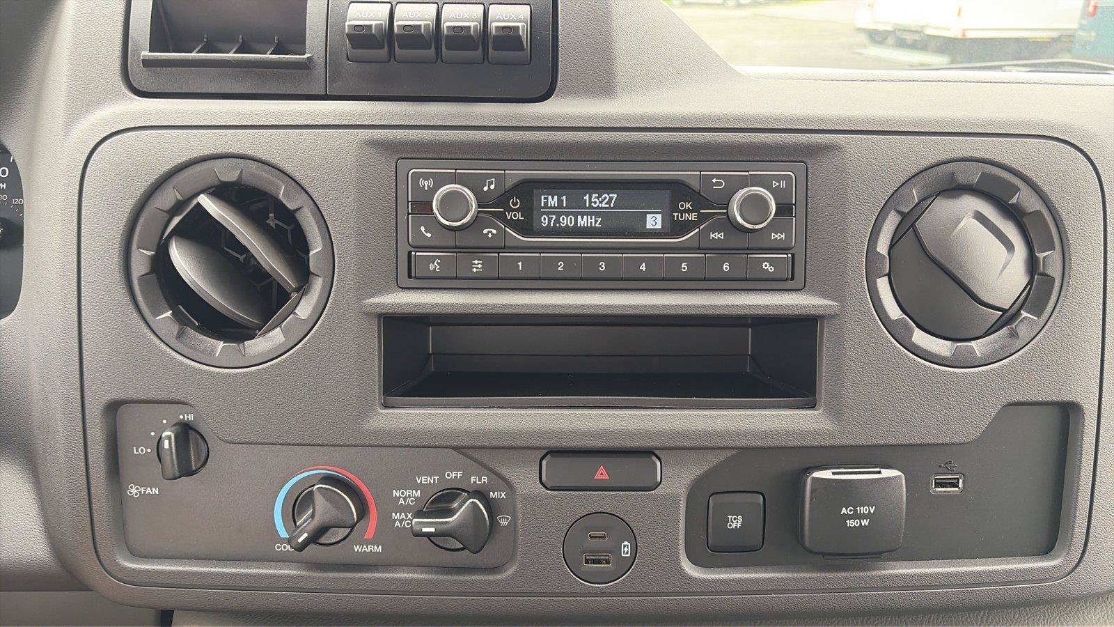 New 2027 Ford E-350 and Econoline 350 Super Duty w/ Power Equipment Group RWD image 15