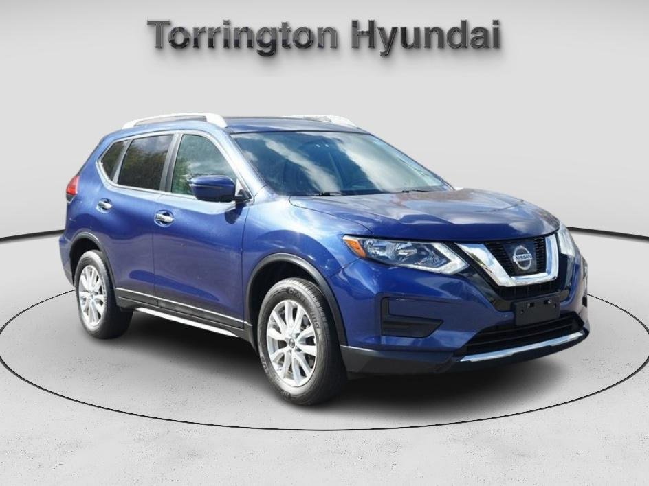Used 2017 Nissan Rogue SV